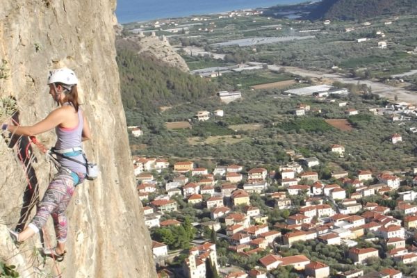 Αναρρίχηση στο Λεωνίδιο